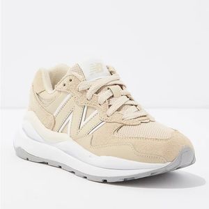 New Balance W 5740 size 8 Beige